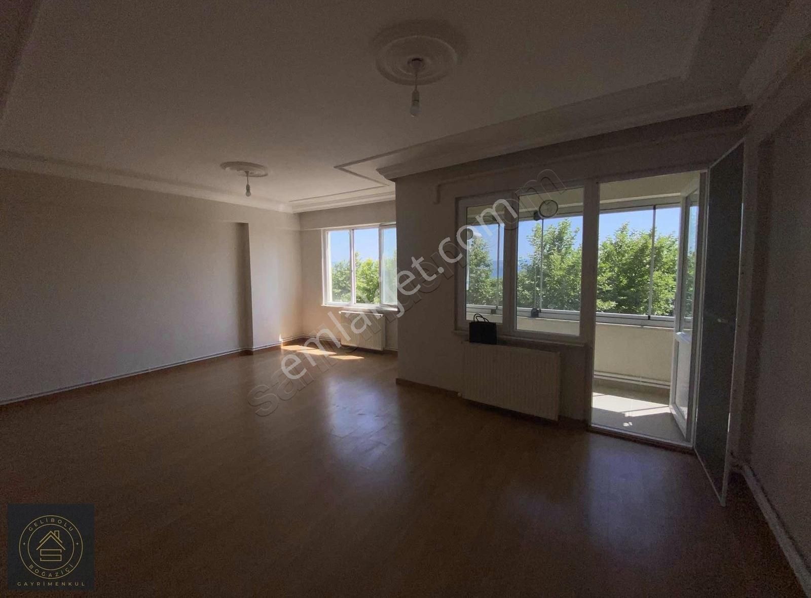 Gelibolu Merkezde Deniz Manzaralı 3+1 Kiralık Daire