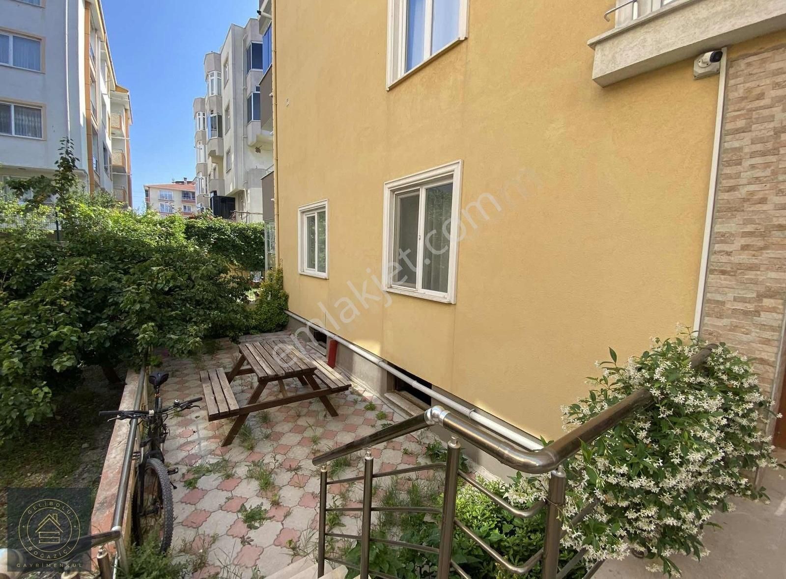 Gelibolu Hastane Civarında Satılık 1+1 Daire