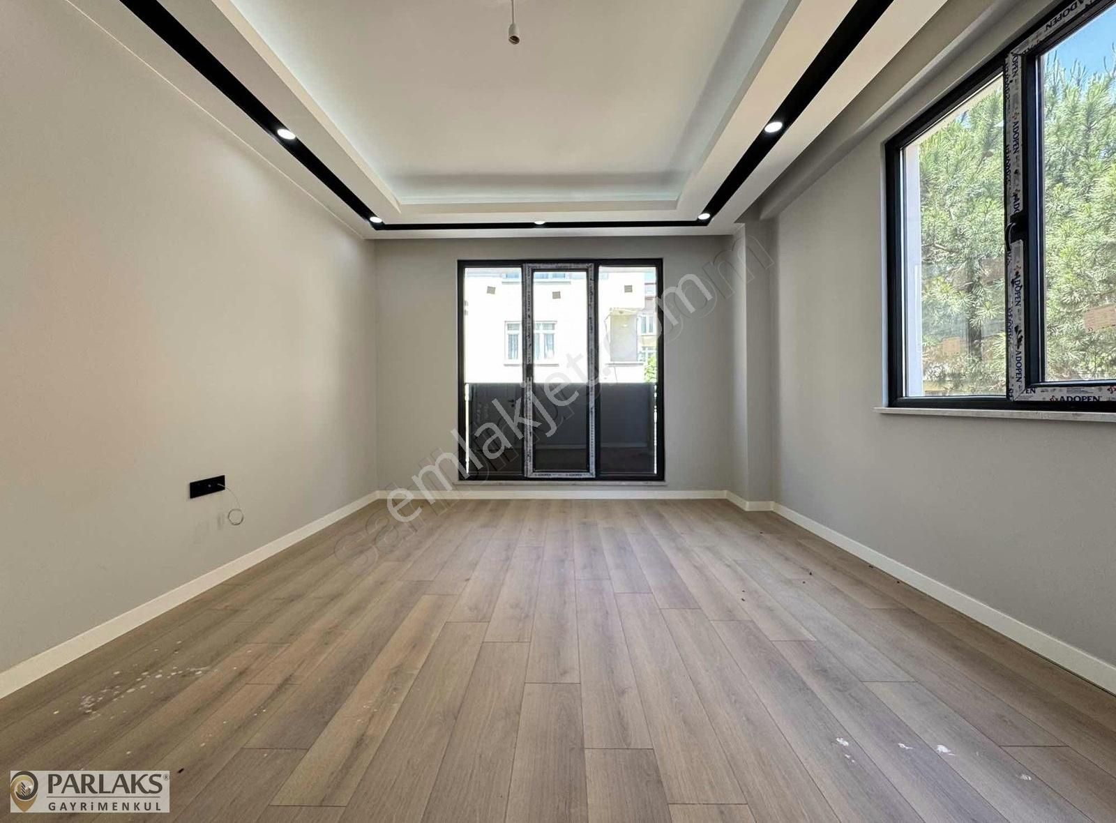 Bağlarbaşı Mah. K.otoparklı Yerden Isıtmalı 2+1 Yüksek Giriş