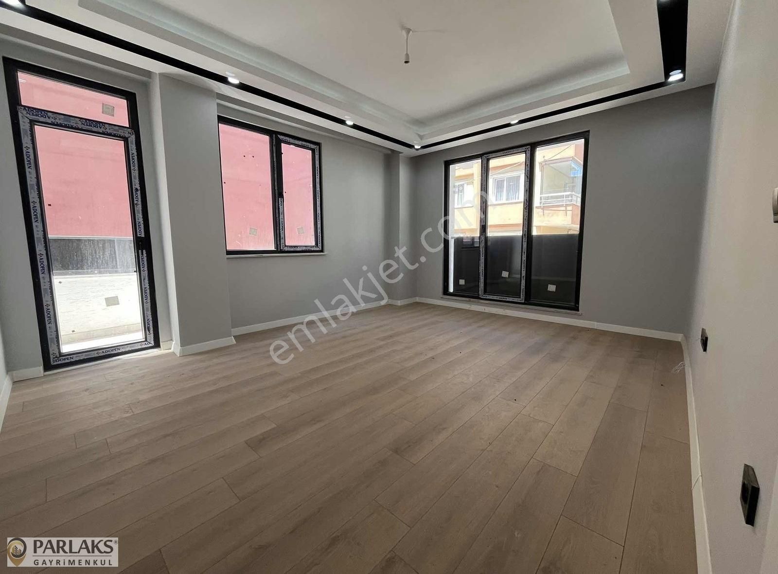 Bağlarbaşı Mah Sıfır Ultra Lüks Yerden Isıtmalı 2+1 Yüksek Giriş