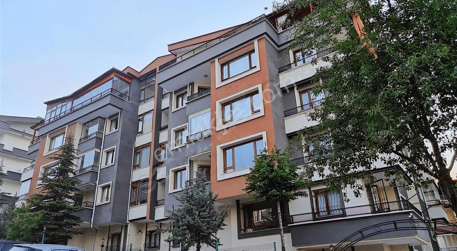 Panoramik Ankara Manzaralı, Konforlu Ve Huzur Dolu Geniş Teraslı