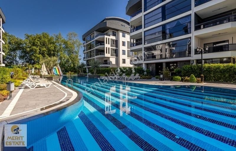 Oba Çarşamba Lüks Site İçinde Satılık 1+1 Daire