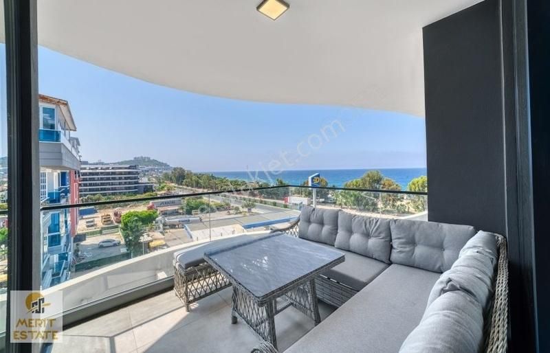 Deniz Manzaralı Lüks Eşyalı Satılık 2+1 Dubleks Daire