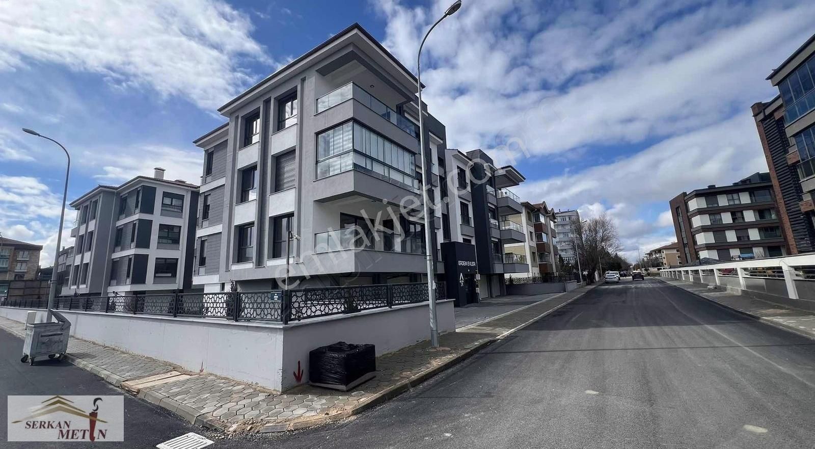 Batikentte Satilik Site İçi 4+1 192 M2 Özel Garajlı Lüks Daire