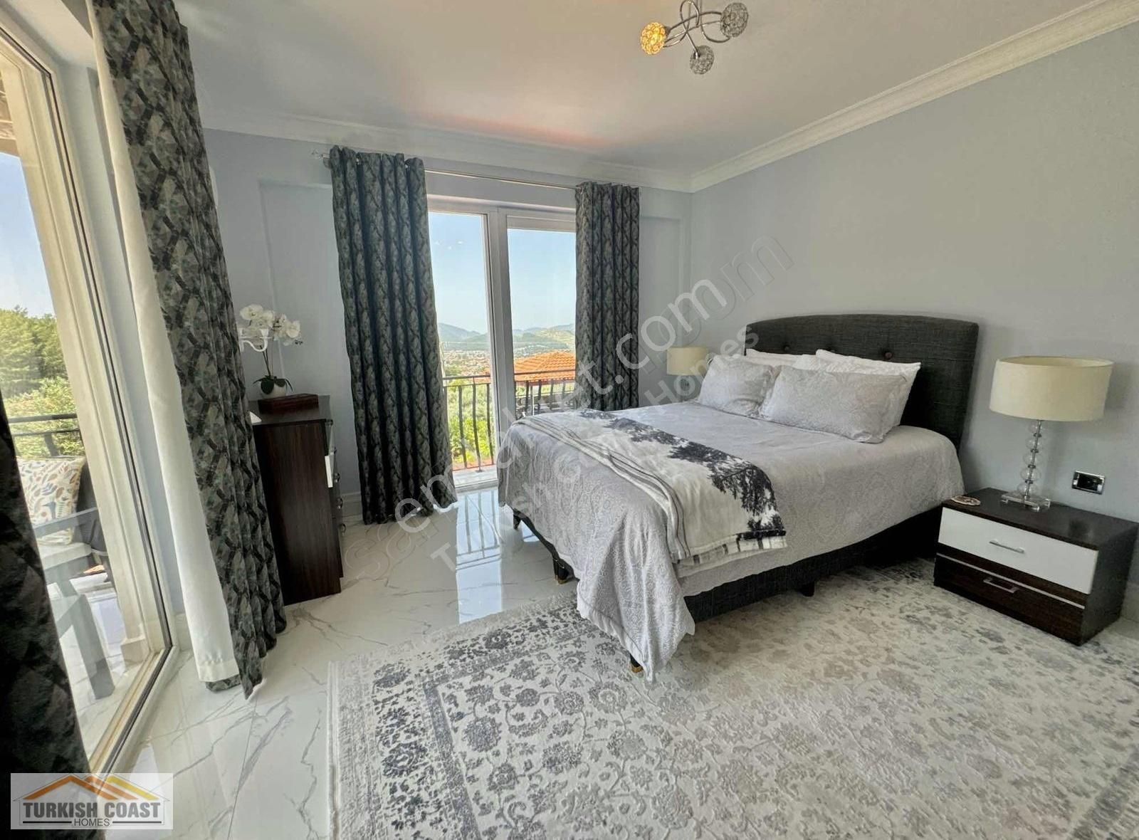 Fethiye Ölüdenizde Satılık Büyük Bahçeli Lüks Villa - Görsel 25