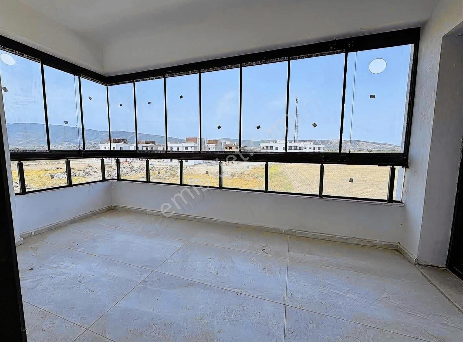 Yükselenden Muratbey Mah Nezih 3+1 Havuzlu Site İçerisinde - Görsel 4
