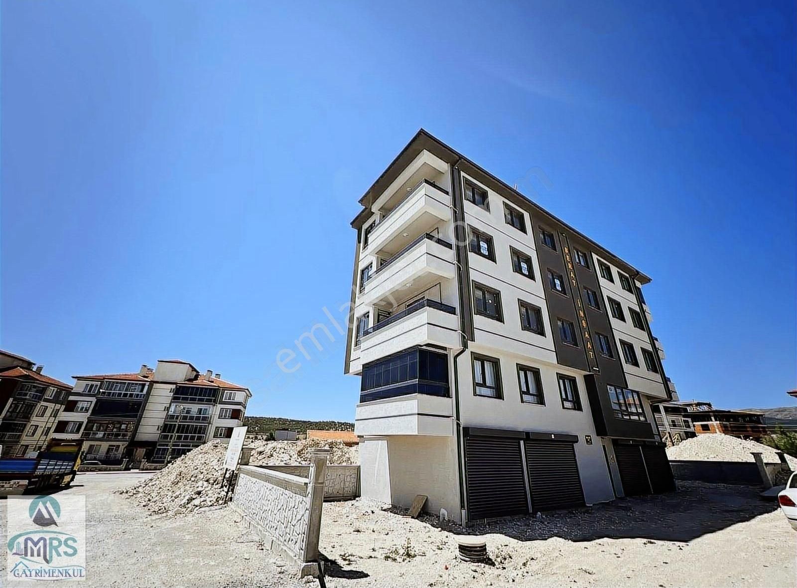 Mrs'den Zafrtepe Doktorlar Sitesi Karş.ara Kat Satılık 2+1 Daire