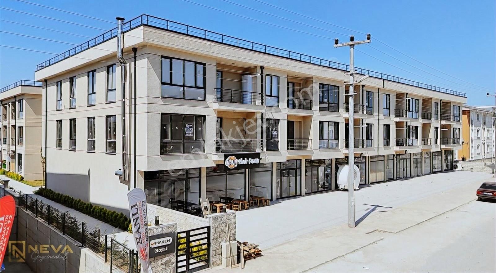 Sakarya Hanlıköy Mah. Satılık 3+1 130 M2 Site İçerisinde Daire
