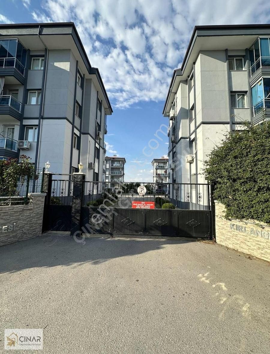 Çınar Gayrimenkulden Kiralık Site İçi Geniş 1+1 Daire