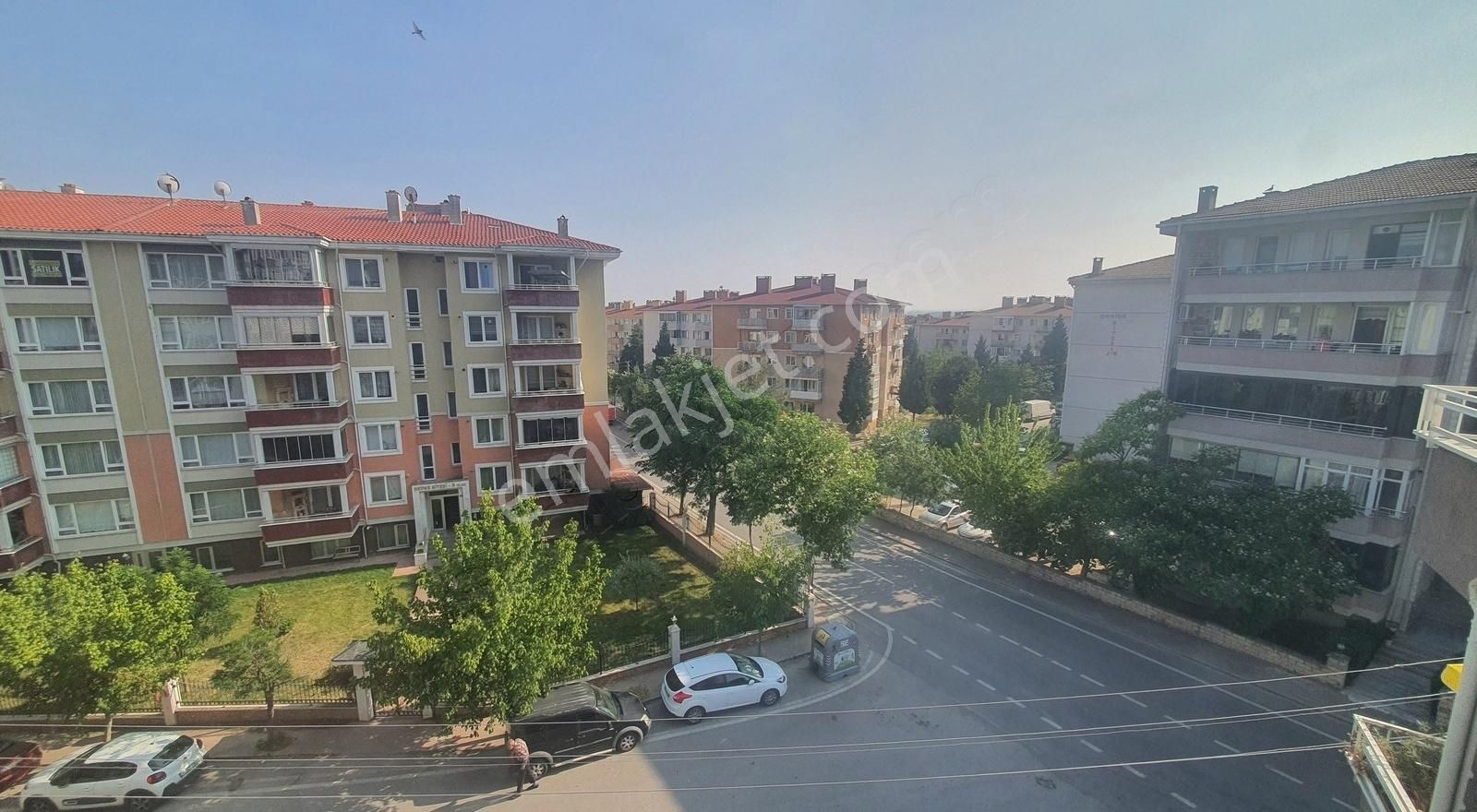 Edirne Fatih Mah. Masrafsız Satılık 4+1 Daire