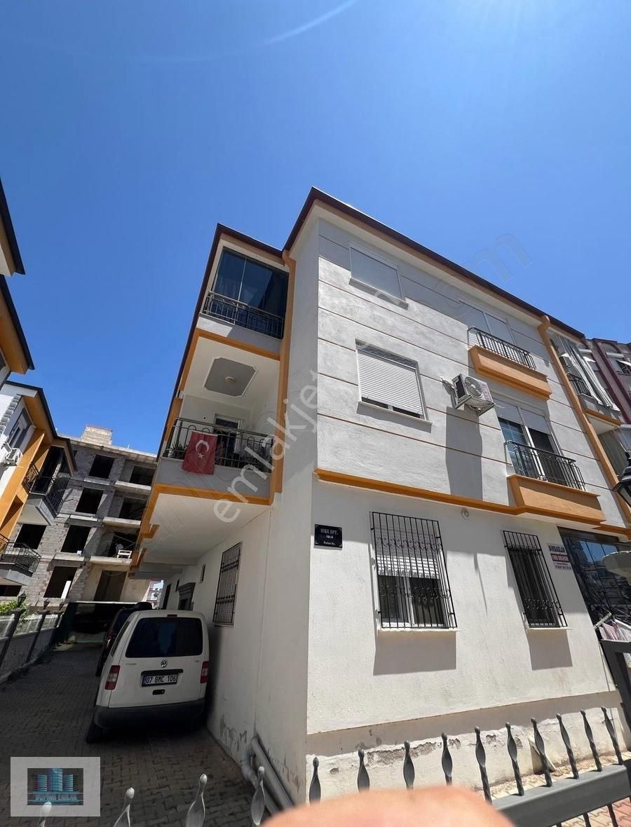 Kepez Aktoprakta Tramvaya 50metre 3+1 Katta 130m2 Sıfır Ayarında