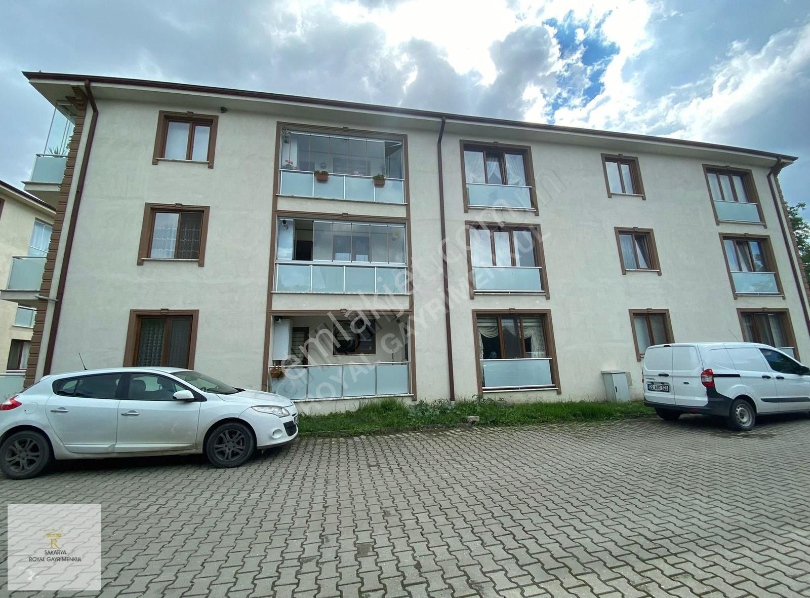 Sapanca Merkezinde Çok Geniş 2+1