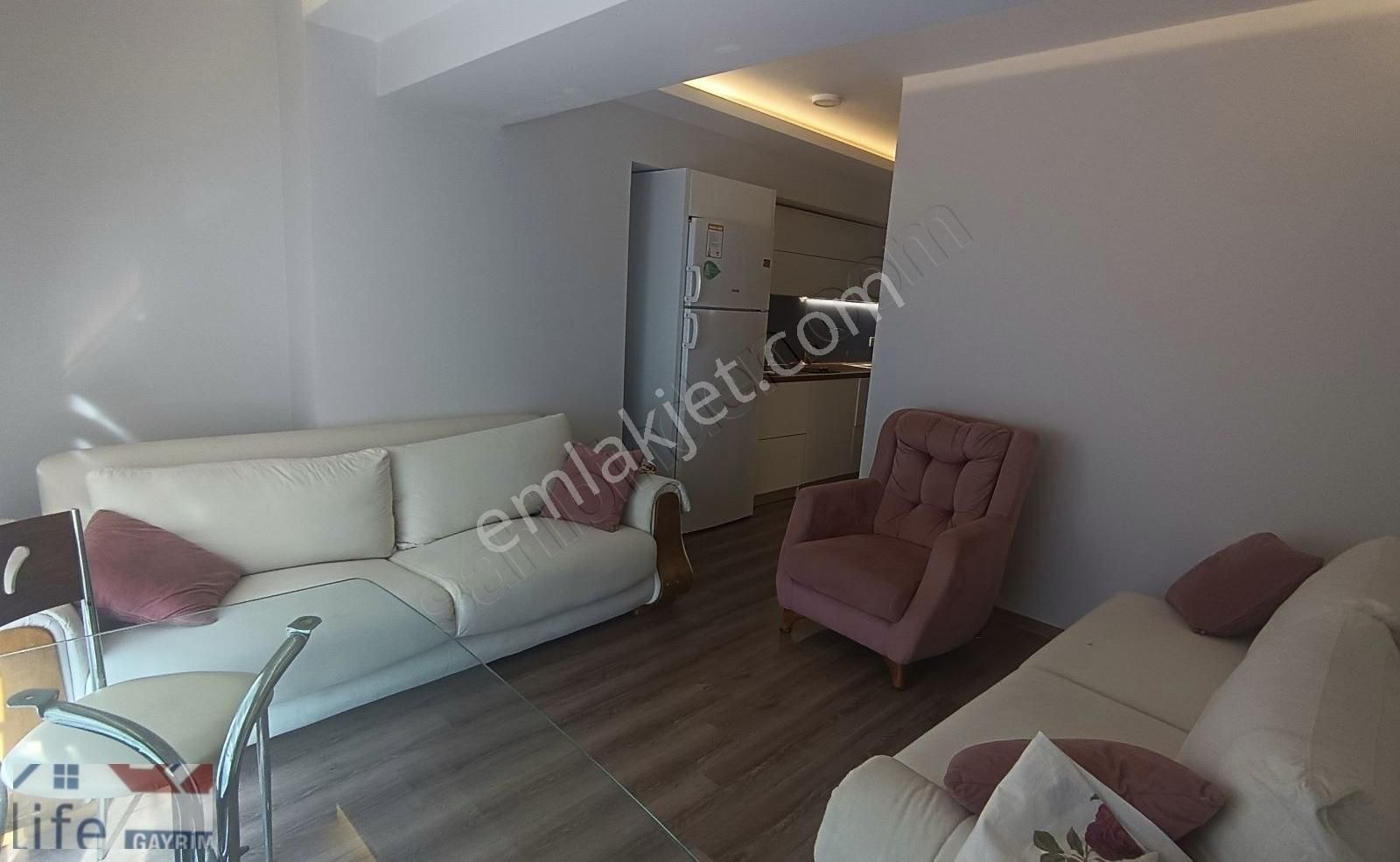 Life Gayrimenkul'den Full Eşyalı Temiz Bakımlı Kiralık 1+0 Dair