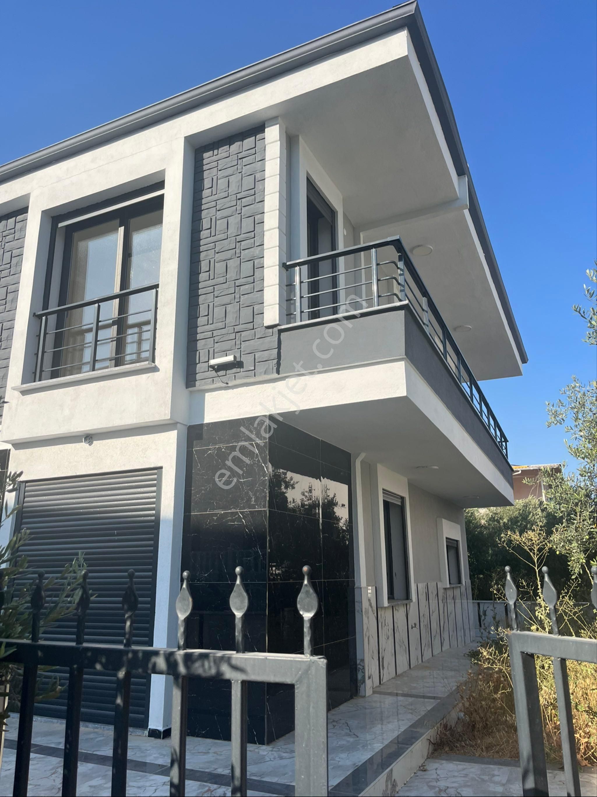 Didim Fevzipaşa Da Satılık 2+1 Bahçeli Yazlık