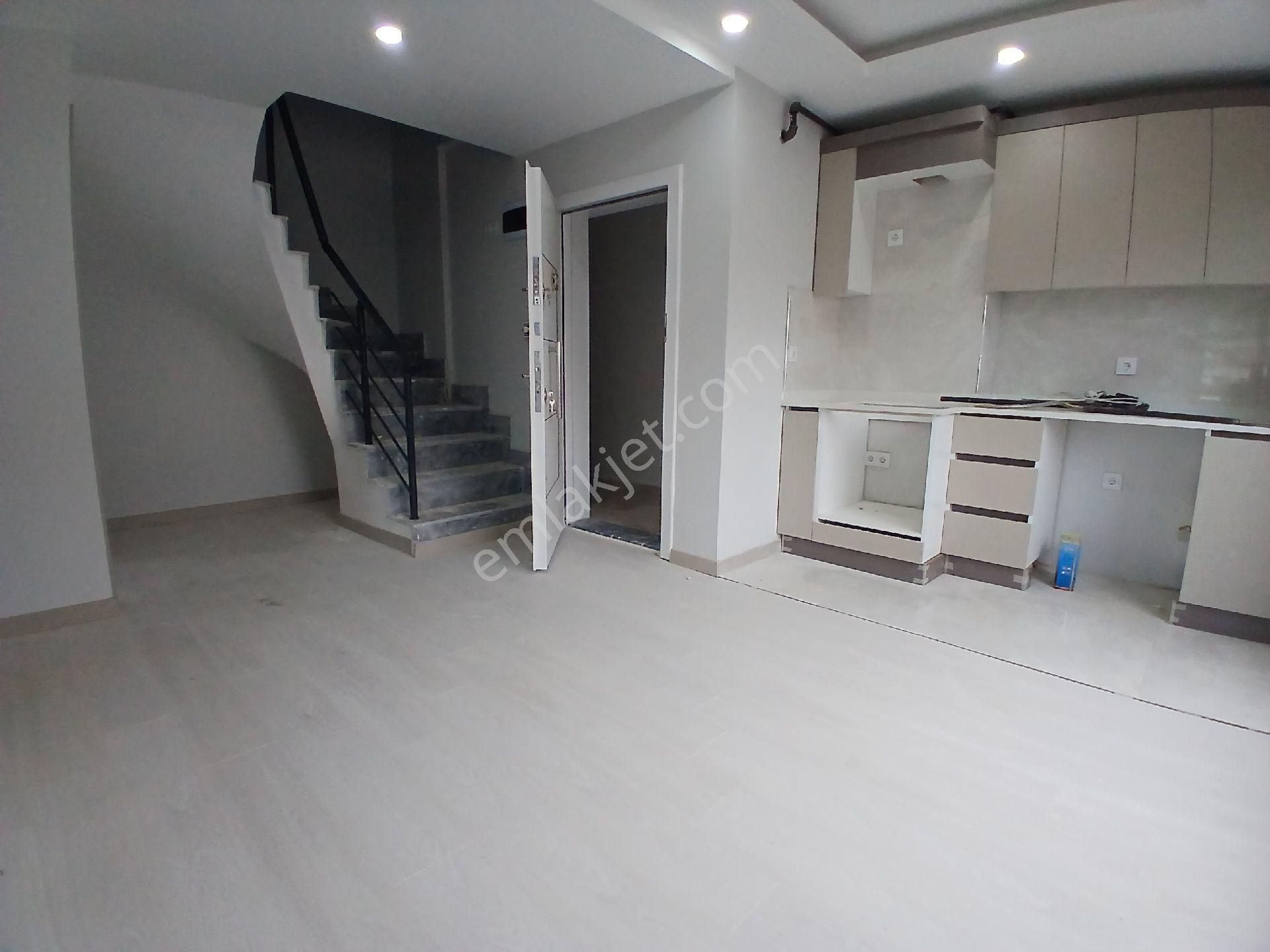 Termesos Bulvarı Yakını Sıfır Binada Asansörlu Dublex Daire