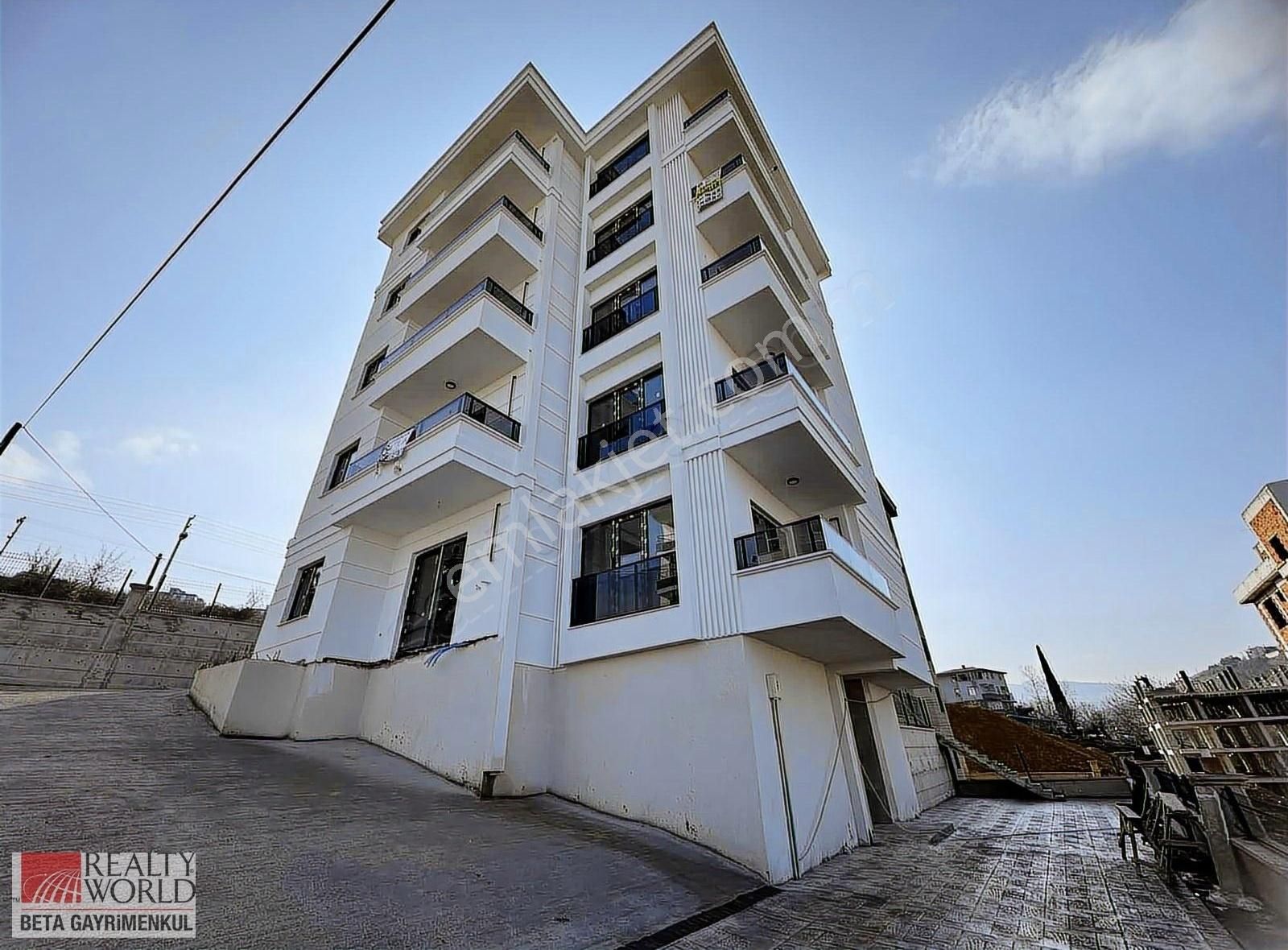 Rw.beta N/a'dan Atakum Çobanlı Mah. Lüks 1+1 Dairemiz Satılıktır