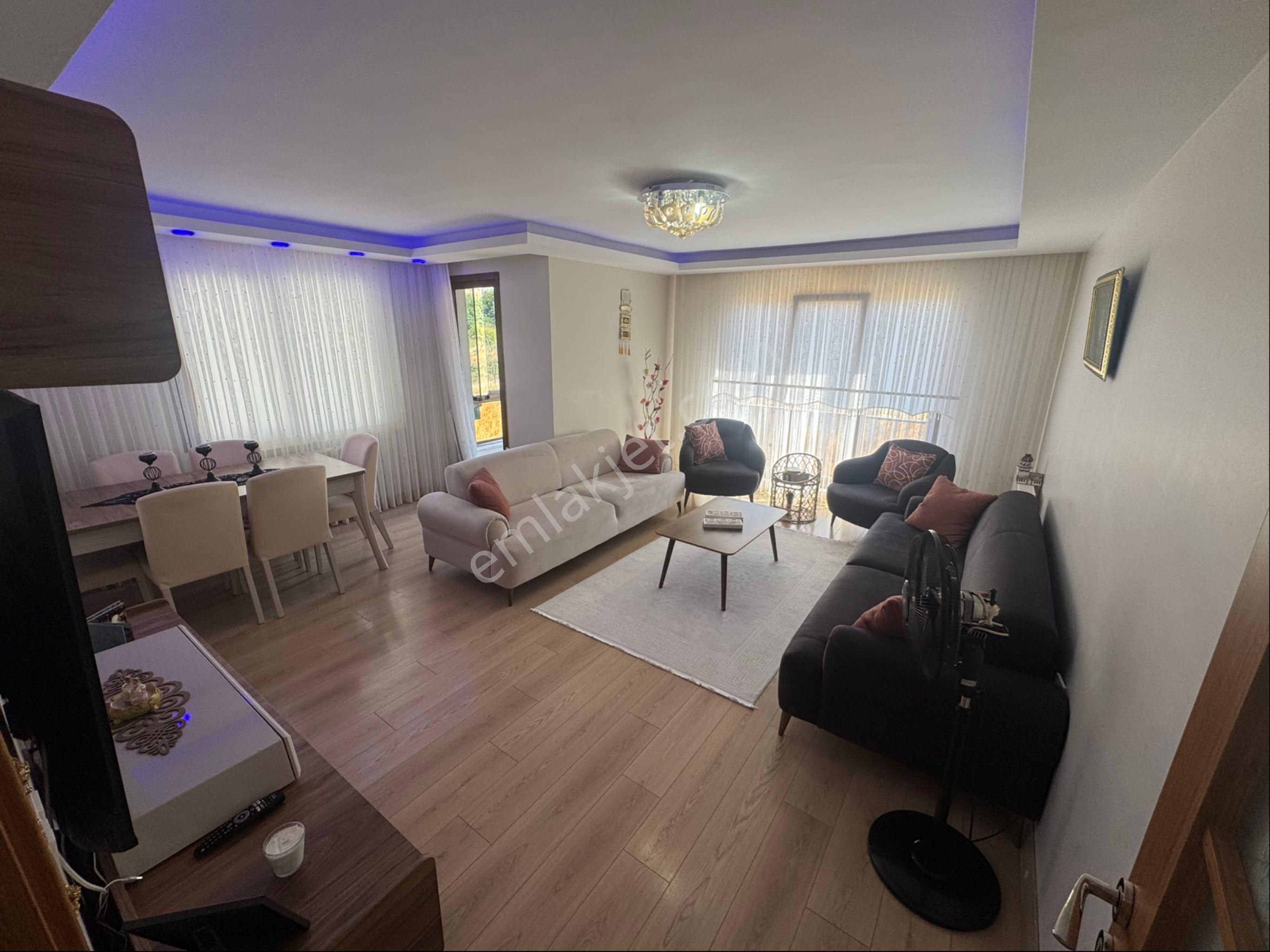 Elit Emlak Garımenkulden Ön Cephe'de Çift Balkonlu 3+1 Daıre