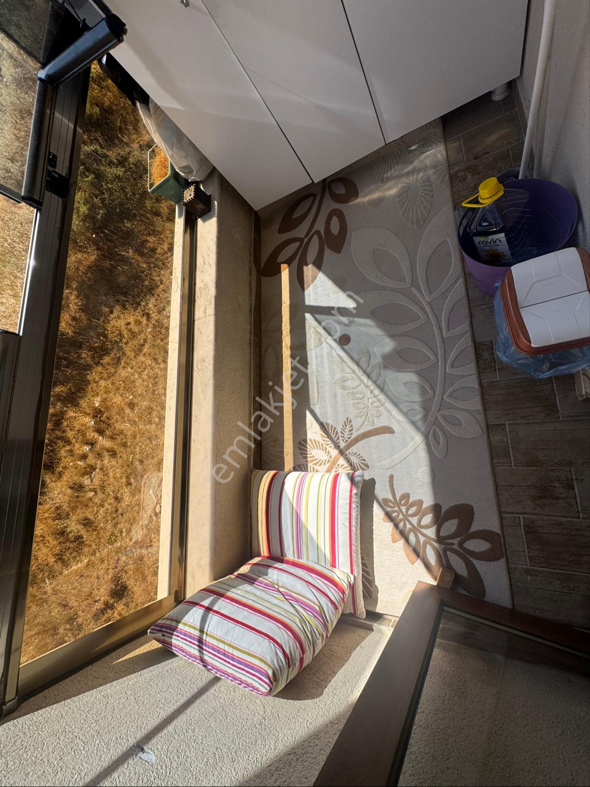 Elit Emlak Garımenkulden Ön Cephe'de Çift Balkonlu 3+1 Daıre - Görsel 14