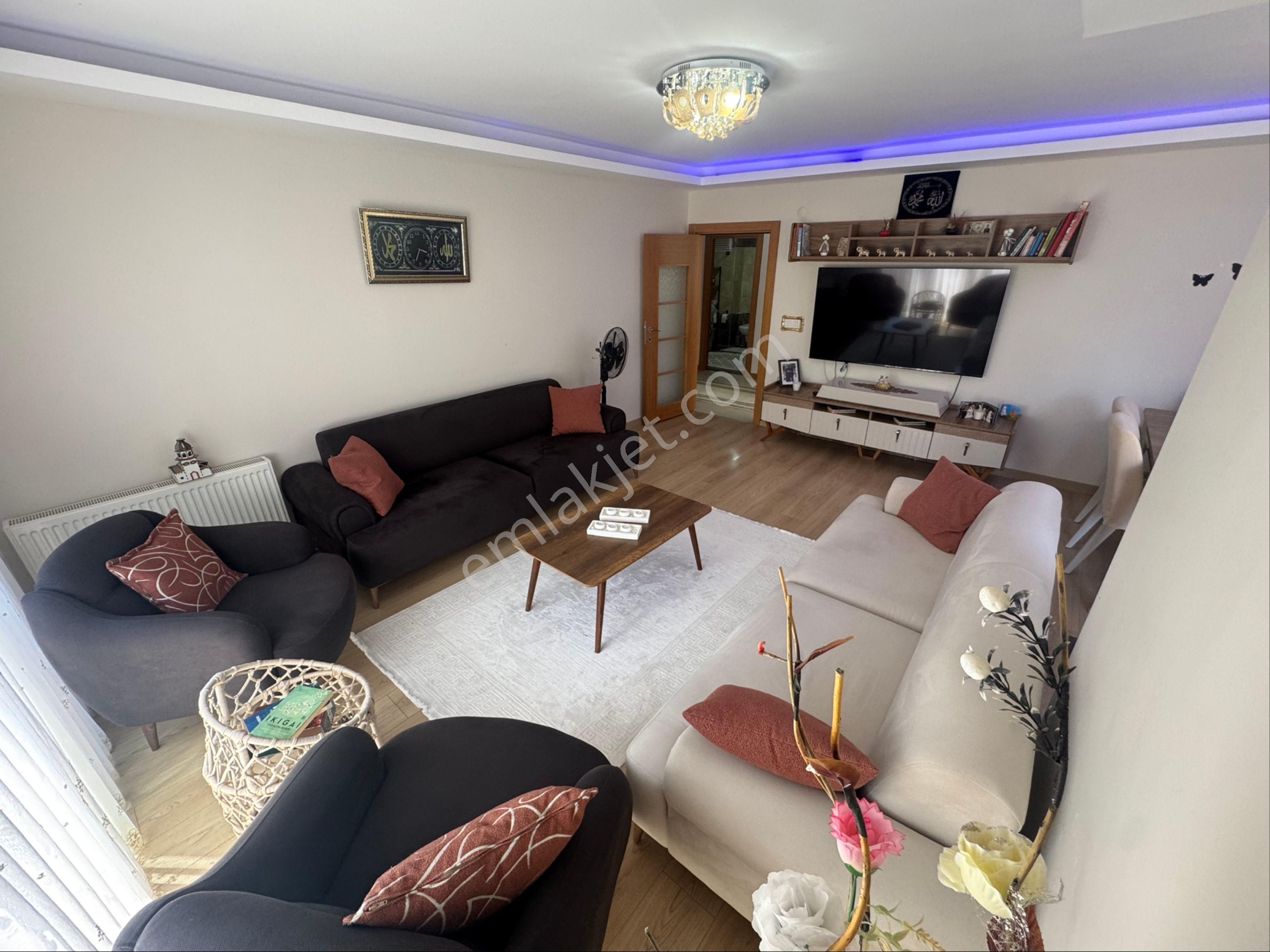 Elit Emlak Garımenkulden Ön Cephe'de Çift Balkonlu 3+1 Daıre - Görsel 29