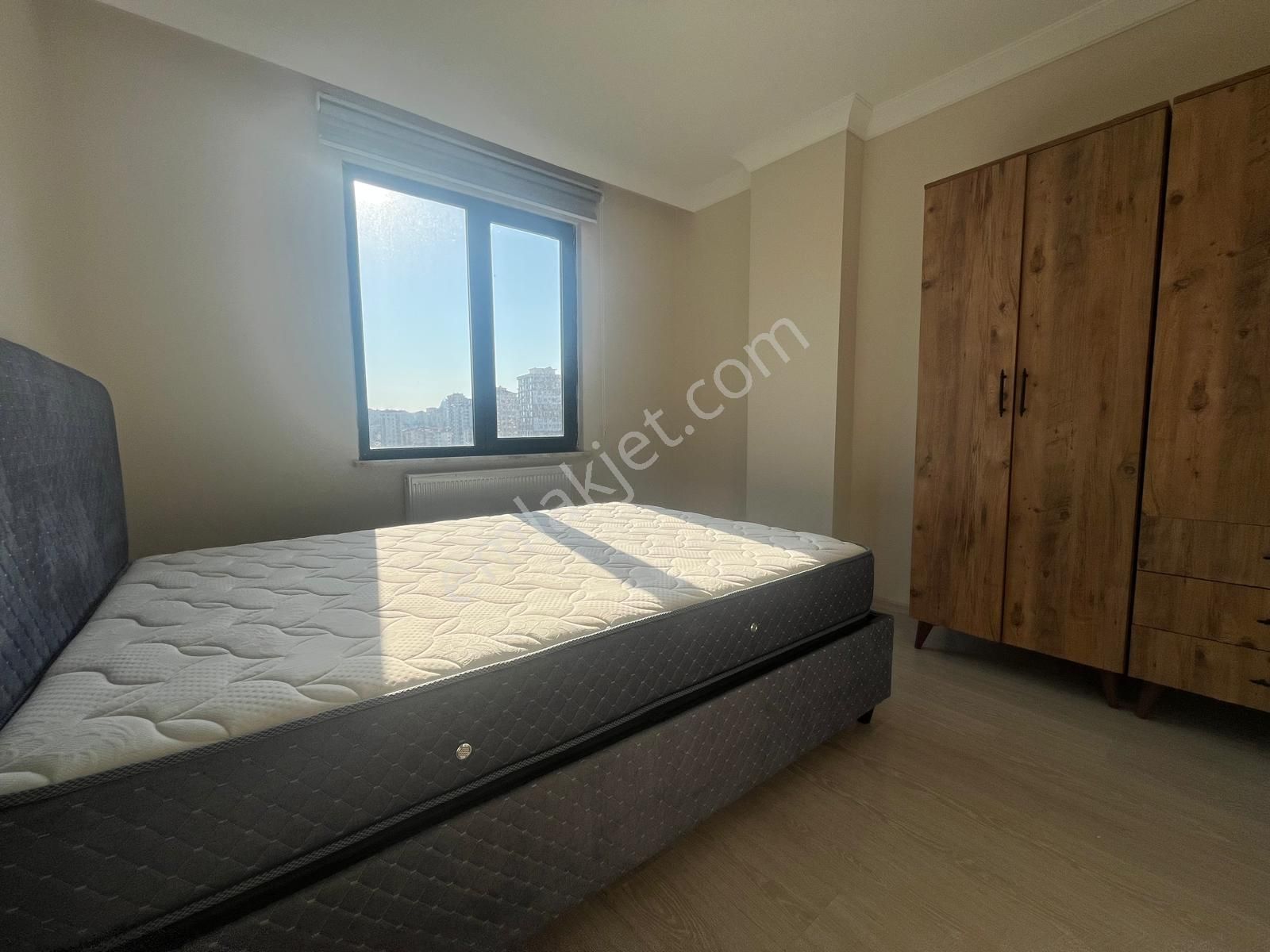 Fındıklı'da Yeni Binada 2+1 Eşyalı Kiralık