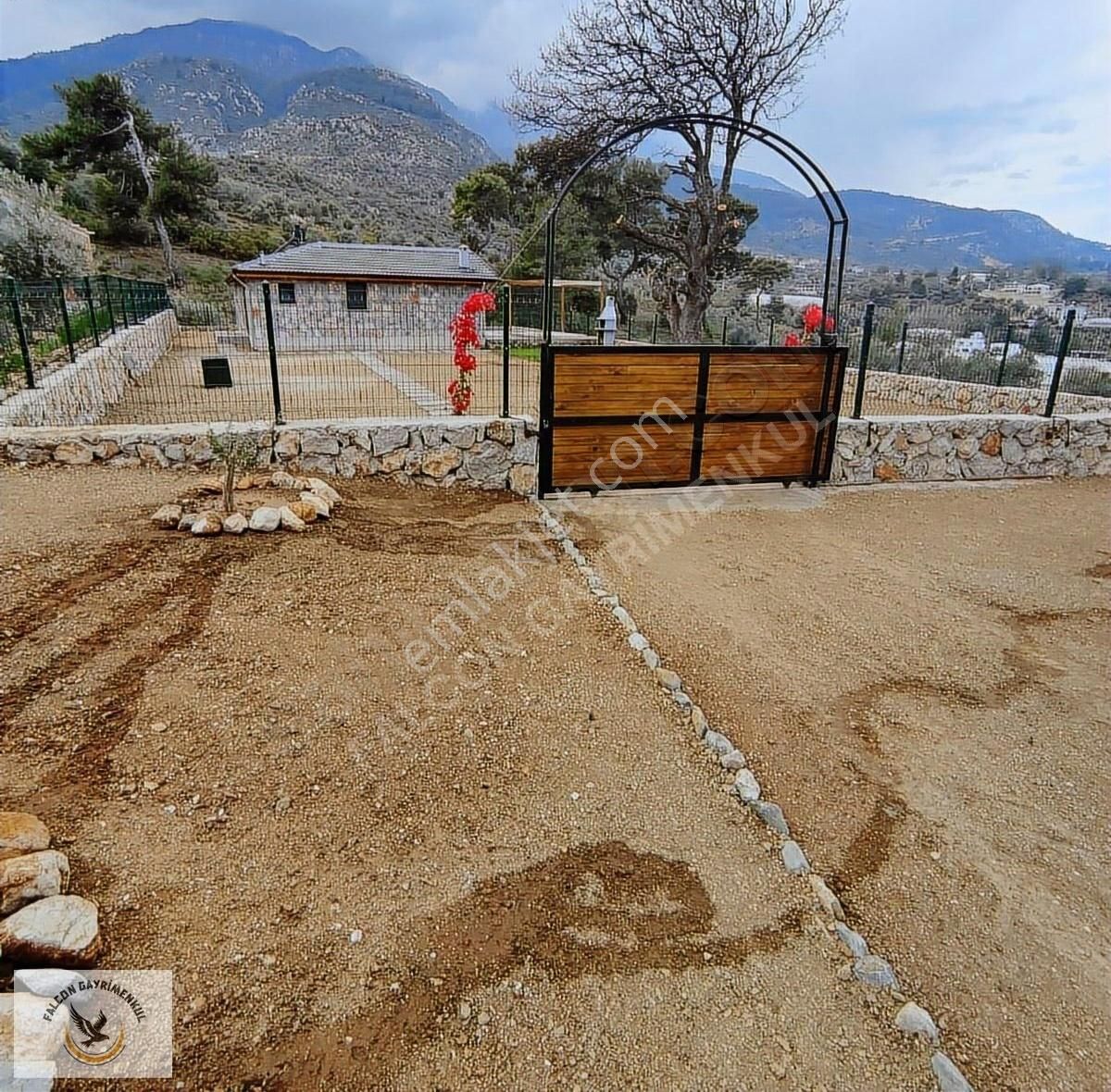 Falcon Dan Bozyerde Fırsat Villa - Görsel 7