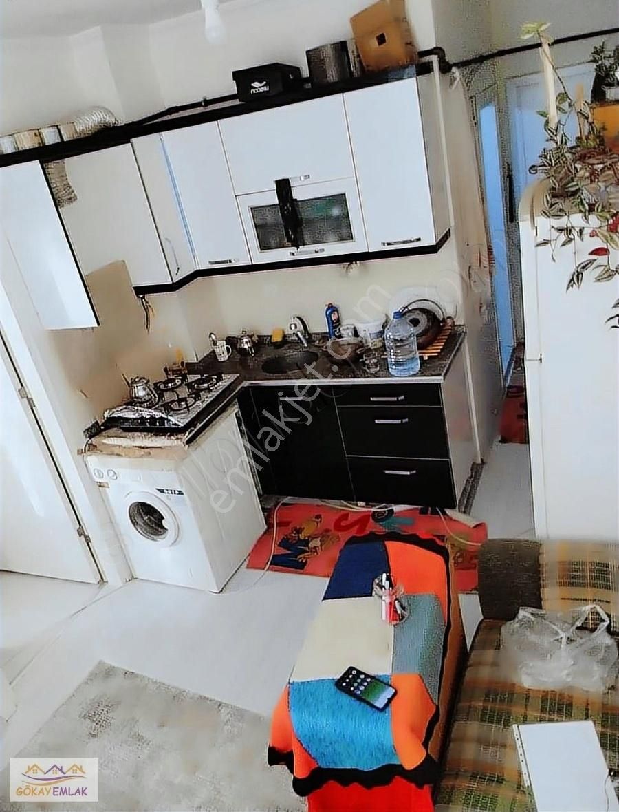 Kiracılı Boş Acil Kapalı Çarşamba Pazarında Satılık 1+1 Dare