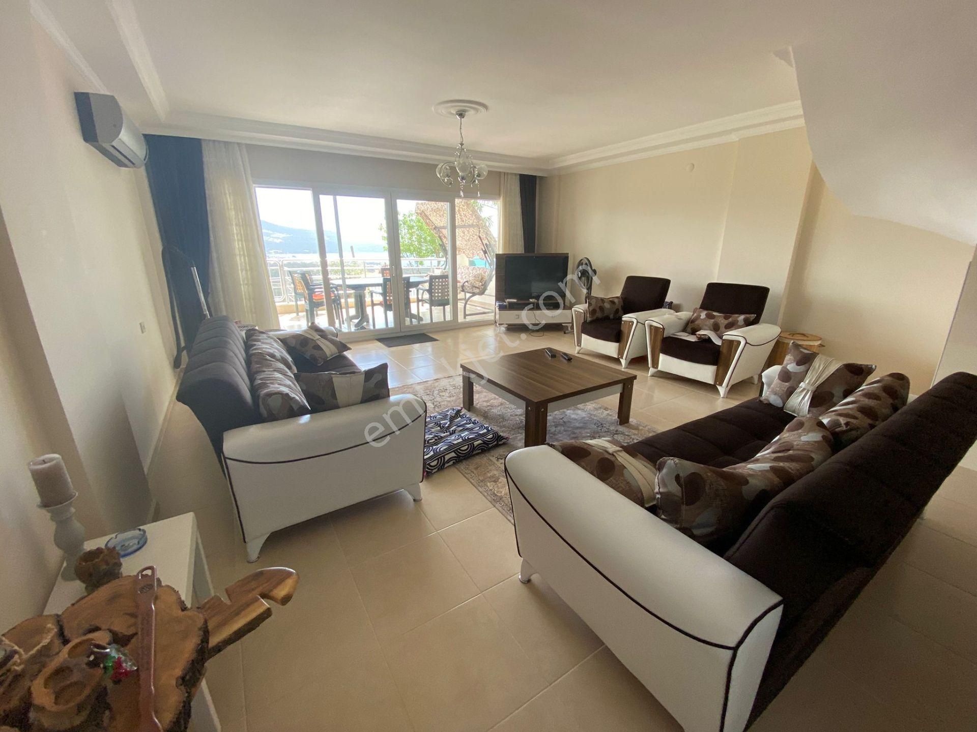 Muhteşem Deniz Manzaralı 3+1 Bahçe Dublexi - Görsel 4