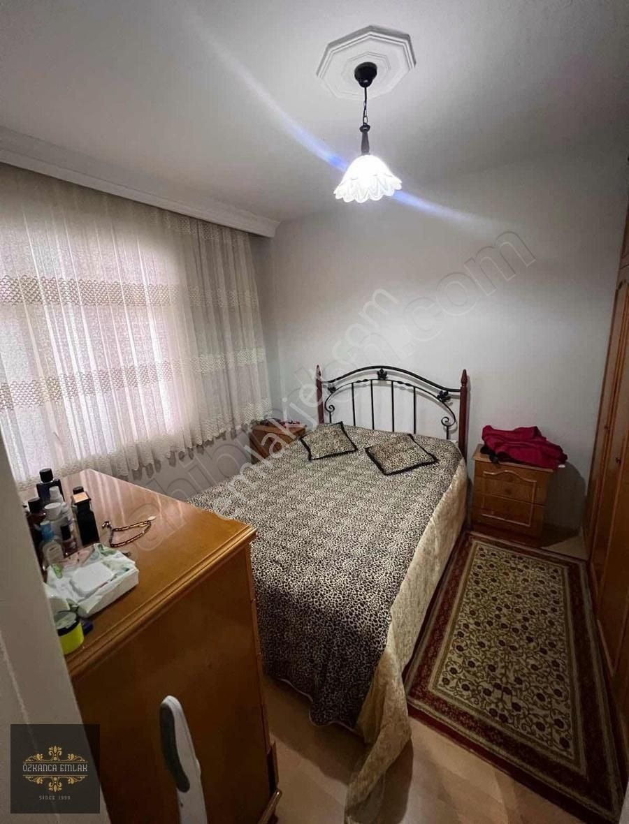 Özkanca Emlaktan 2+1 Ara Kat Daire