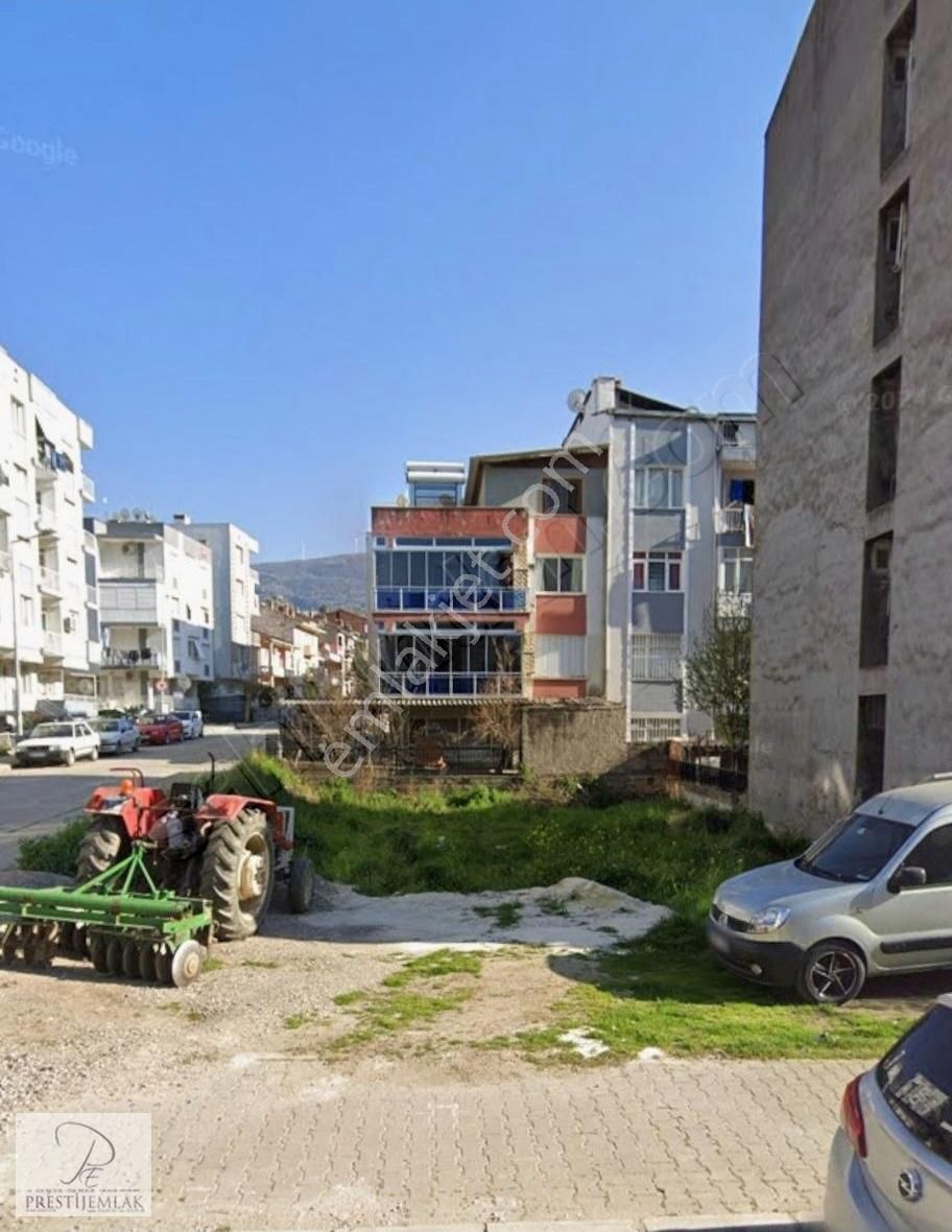 Tireprestijden Şehrin Kalbinde Yatırımlık Arsamız Satılıktır.