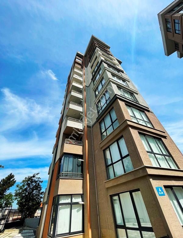 Yakacık Meydana Yürüme Güvenlikli Site İçi 3+1 Arakat Lüks Daire