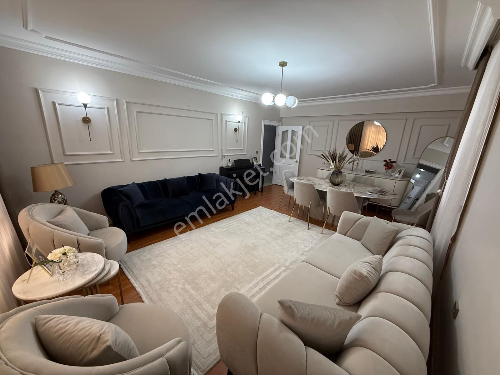 Görkem'den 3+1 120 M2 Bağımsız Kombili Ful Yapılı Kabil Cadde Üzeri Mantolamalı 2 Balkonlu