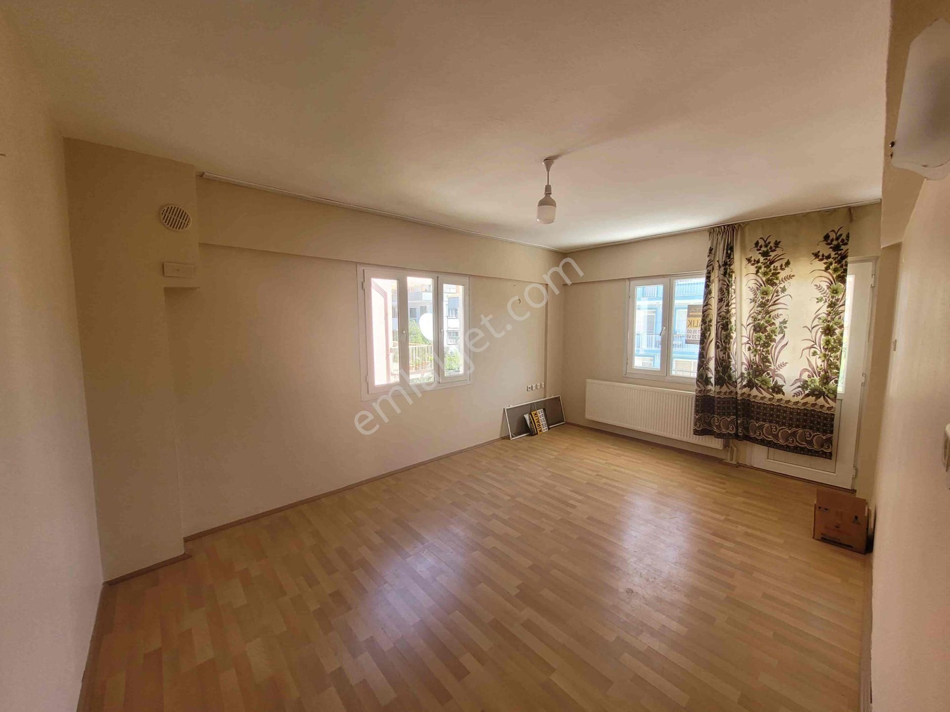 Meta'dan Kiralık 3+1 Arakat Doğalgazlı Daire