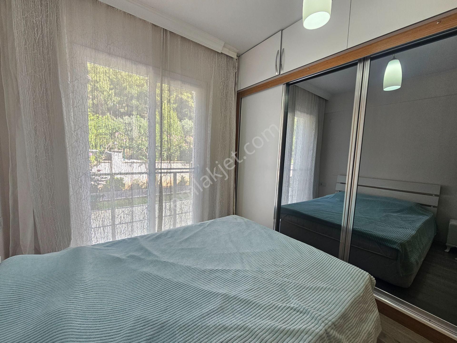 Goldhouse Dan Satılık Daire Havuzlu Sitede 1+1 Bahçe Katı Eşyalı - Görsel 14