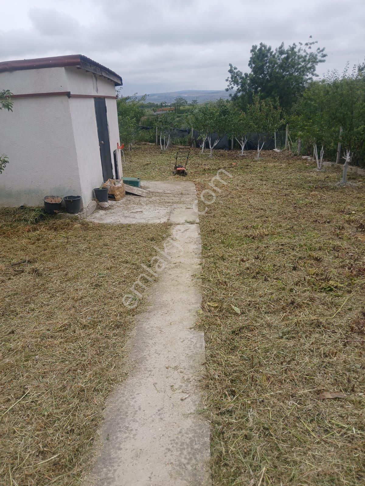 390 M2 Arsa İçinde Müstakil Ev