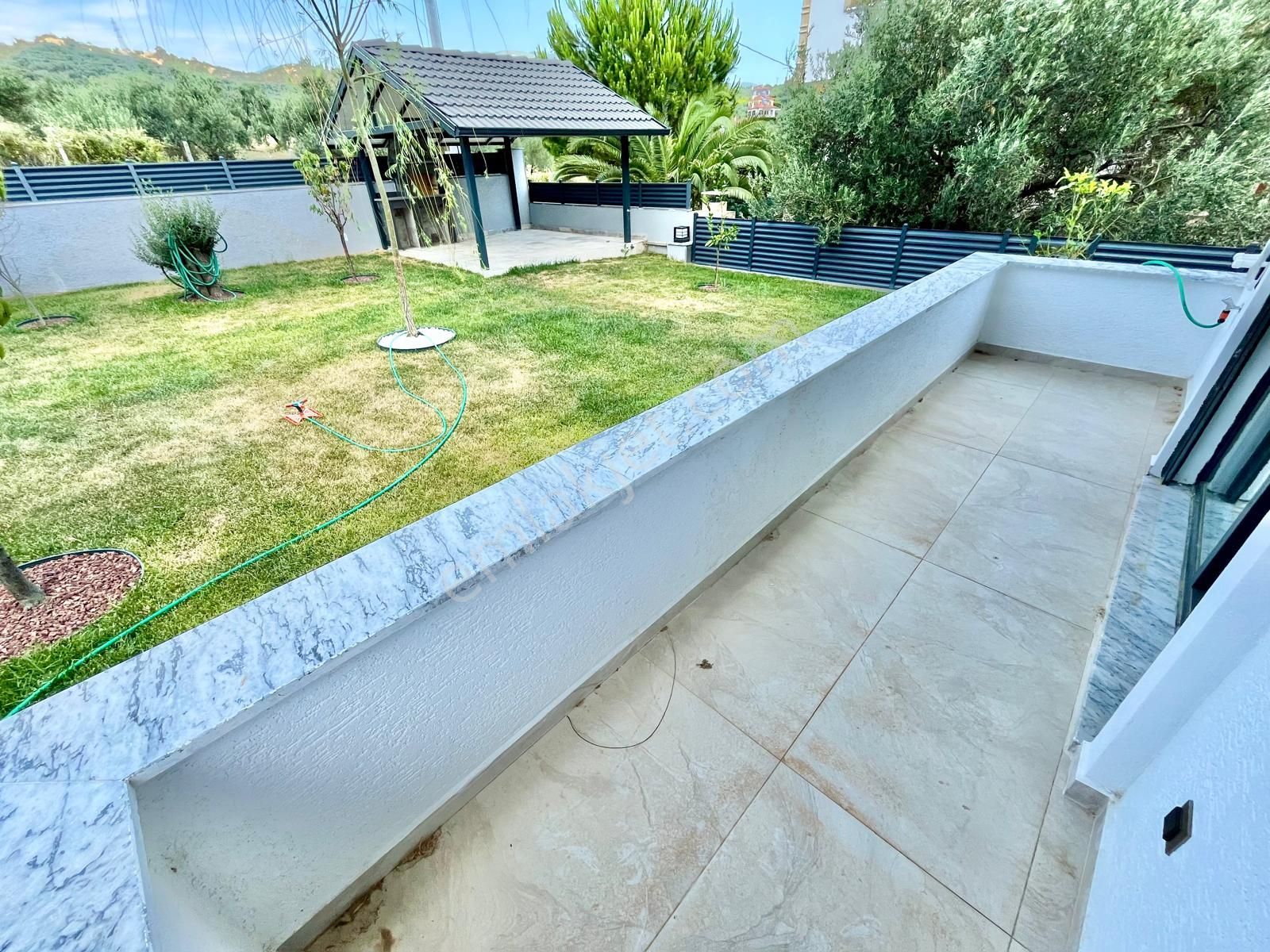 Gümüşden Tasarımıyla Nefes Kesen Bahçeli Havuzlu 4+1 Müstakil Ev - Görsel 21