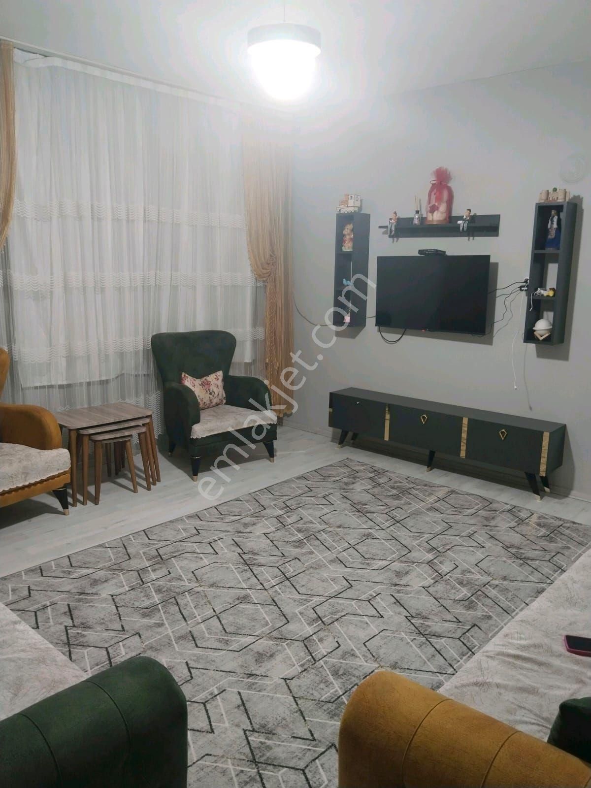 Huzurevleri Tesislere Yakın 2+1 Kiralık Daire