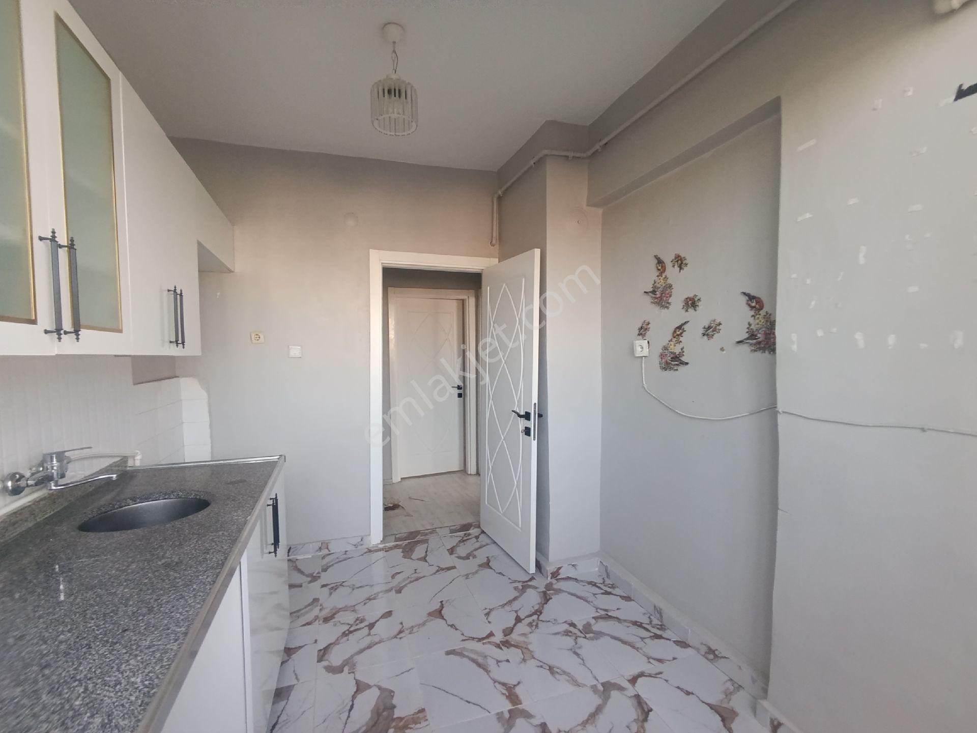 Huzurevleri Tesislere Yakın 2+1 Kiralık Daire - Görsel 2