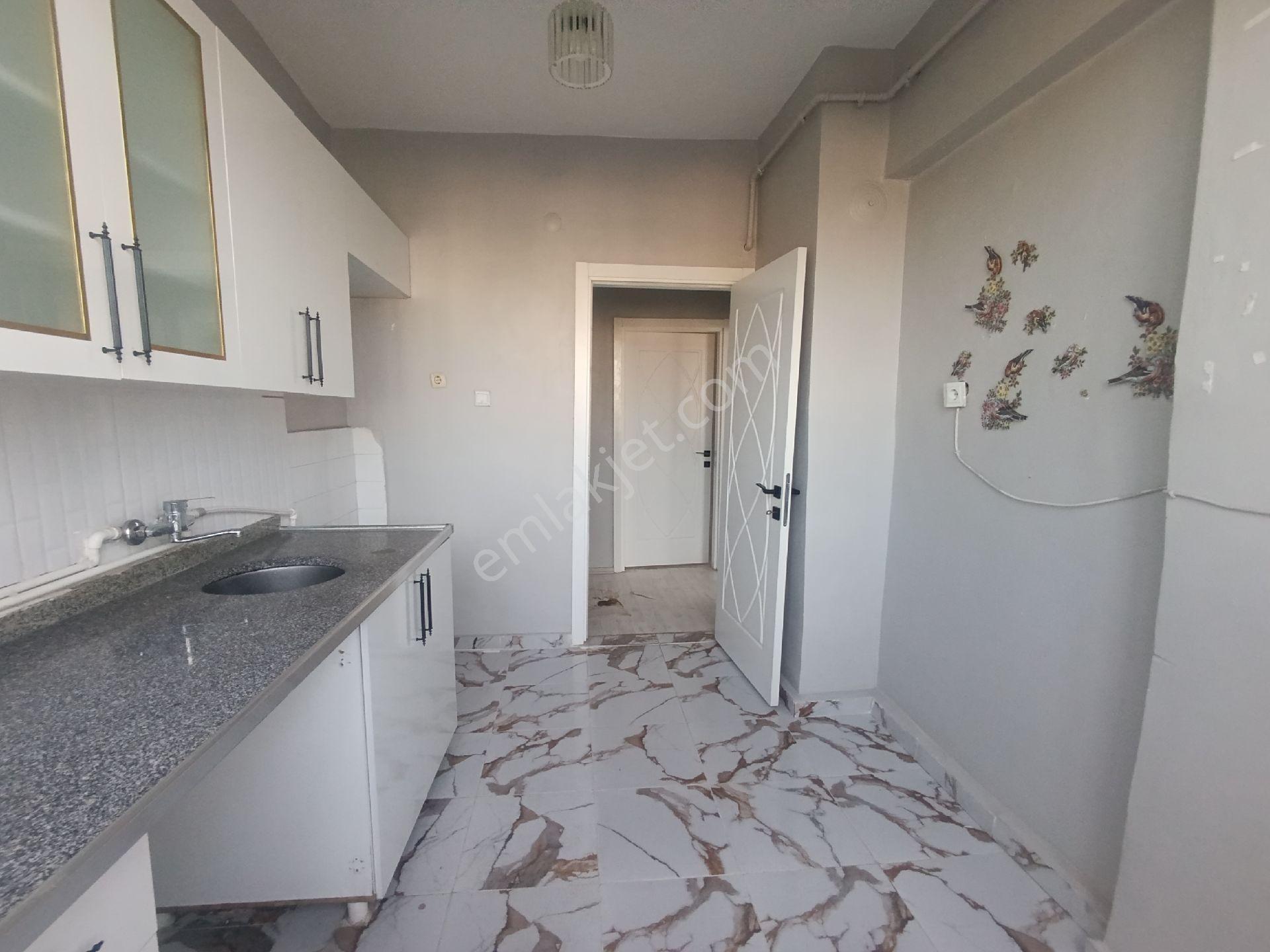 Huzurevleri Tesislere Yakın 2+1 Kiralık Daire - Görsel 12