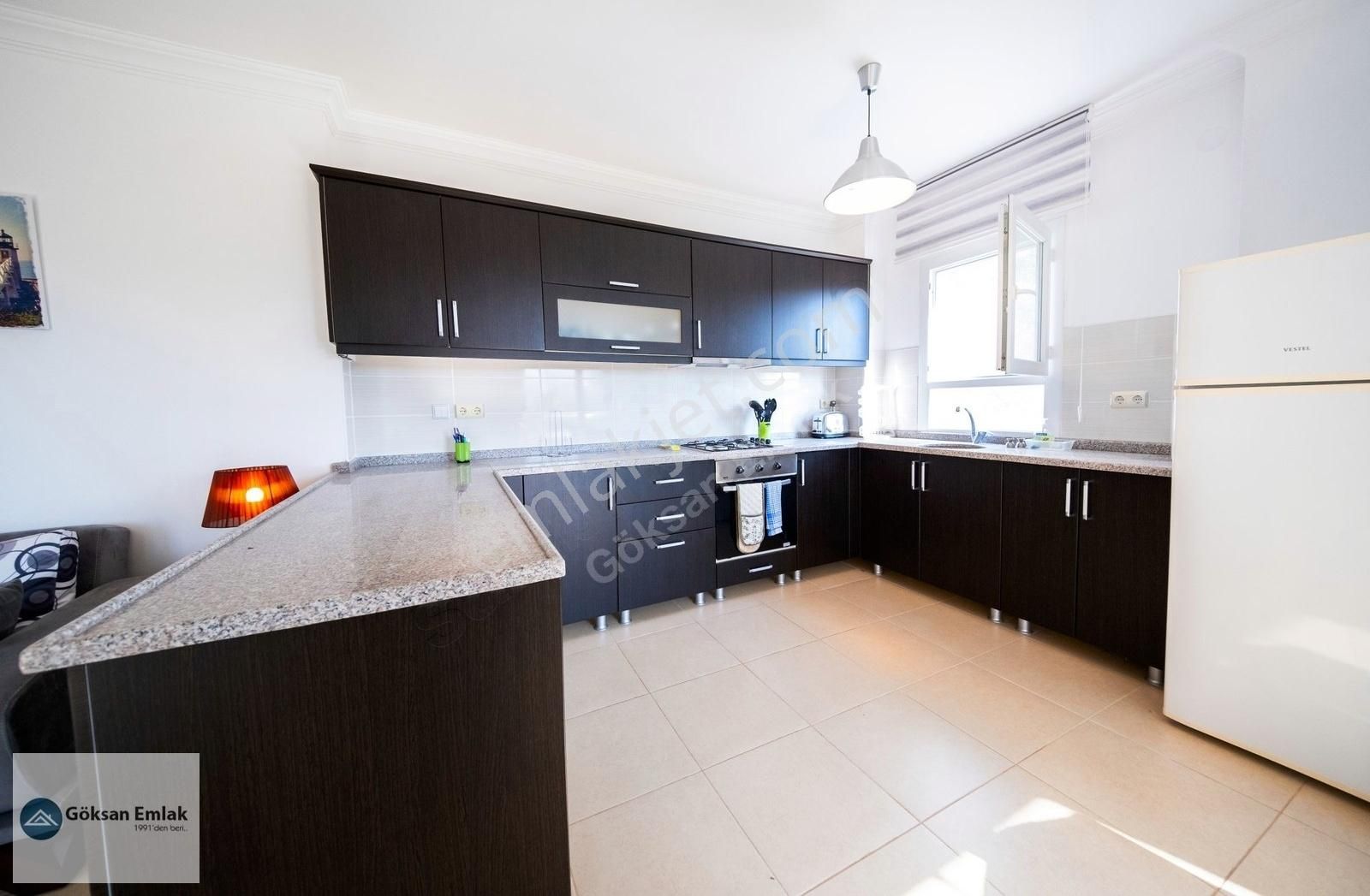 Akbük Merkezde Satılık Full Eşyalı Havuzlu 2+1 Daire - Görsel 17