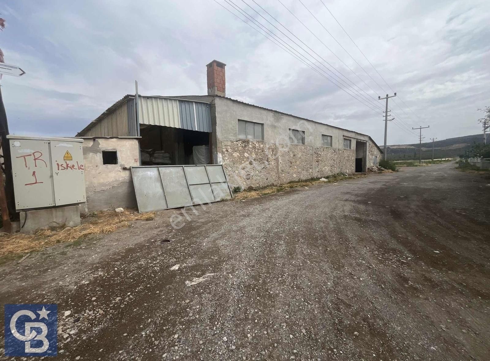 Aliağa Şakran İskele Mevkii Kiralık Dükkan