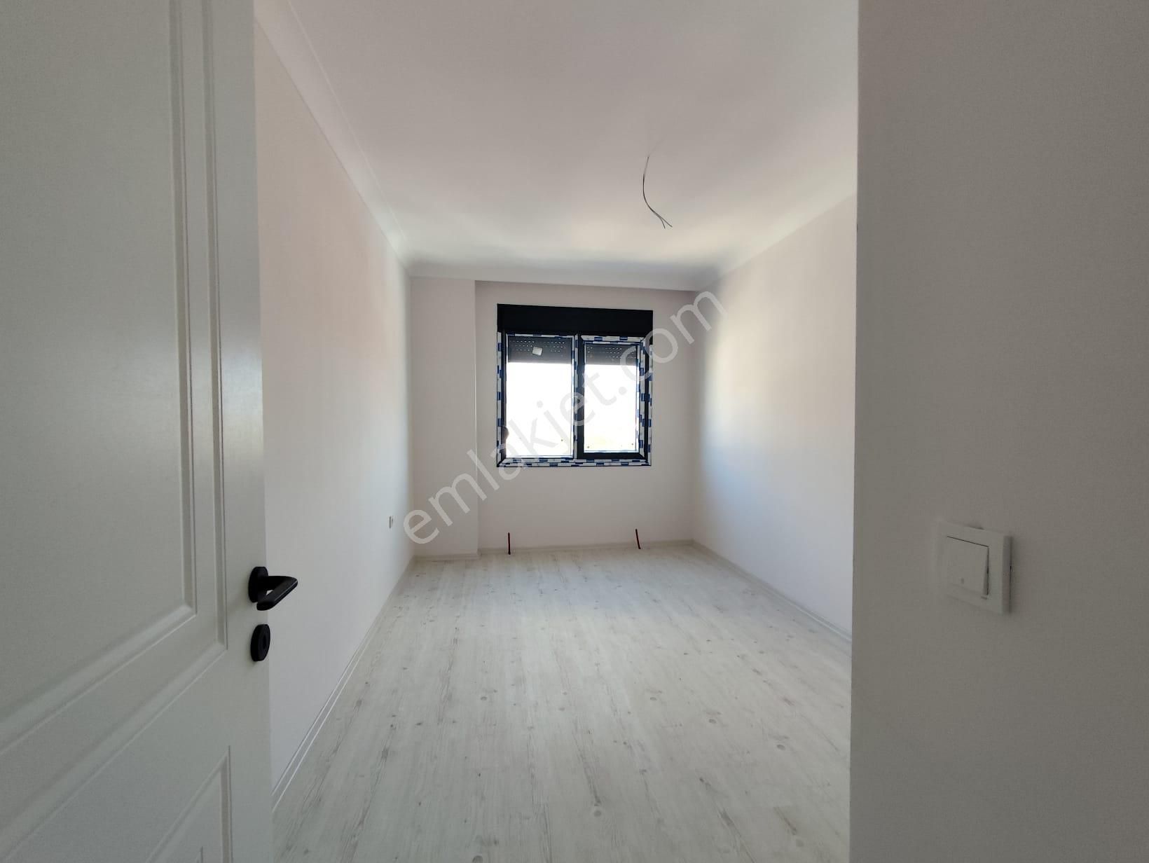 Ayvalık Altınovada 5 Katlı Binanın 2.katı 2+1 Sıfır Daire - Görsel 10