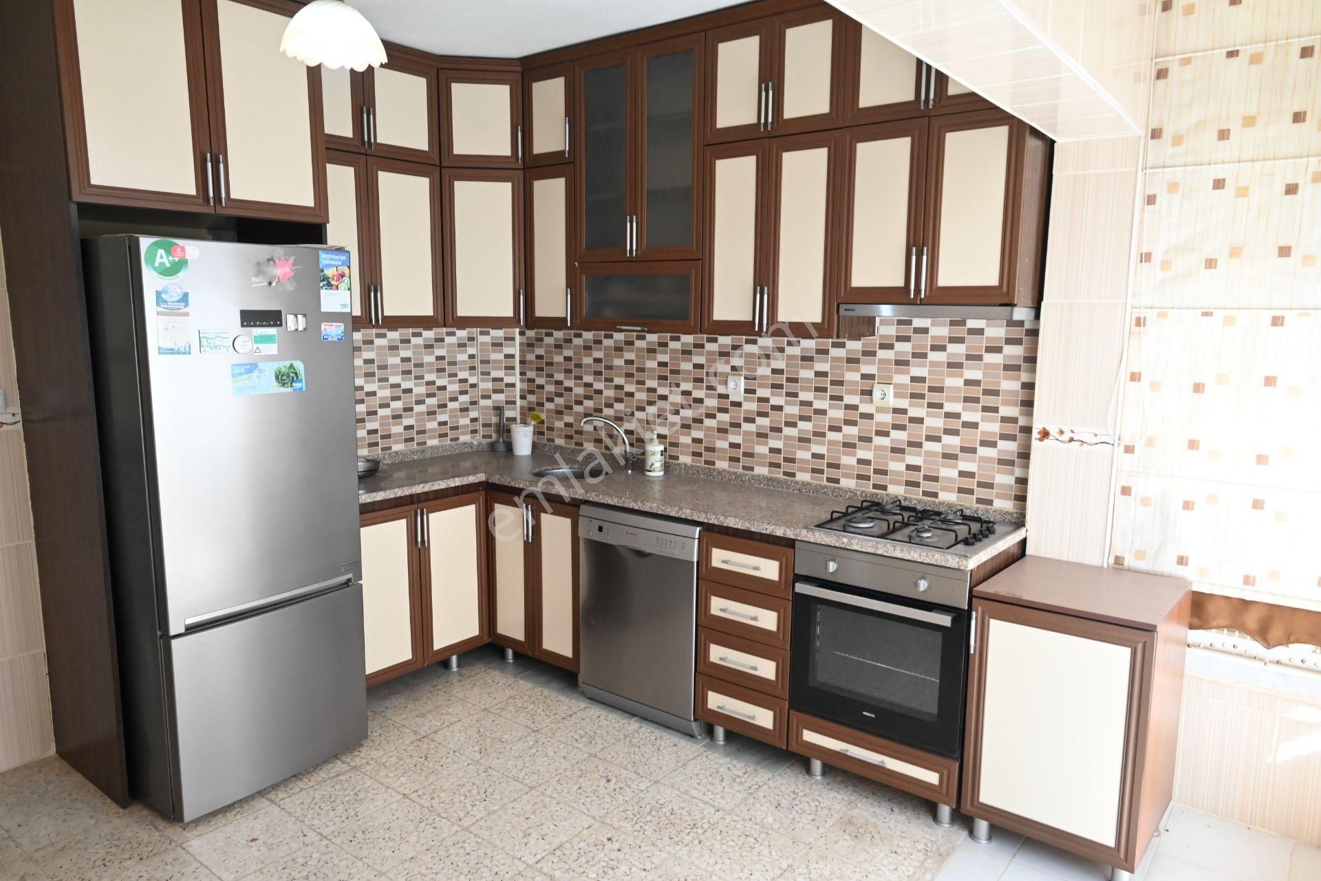 Mersin Yenişehir Çiftlikköy Mah 3+1 Eşyalı Kiralık Daire