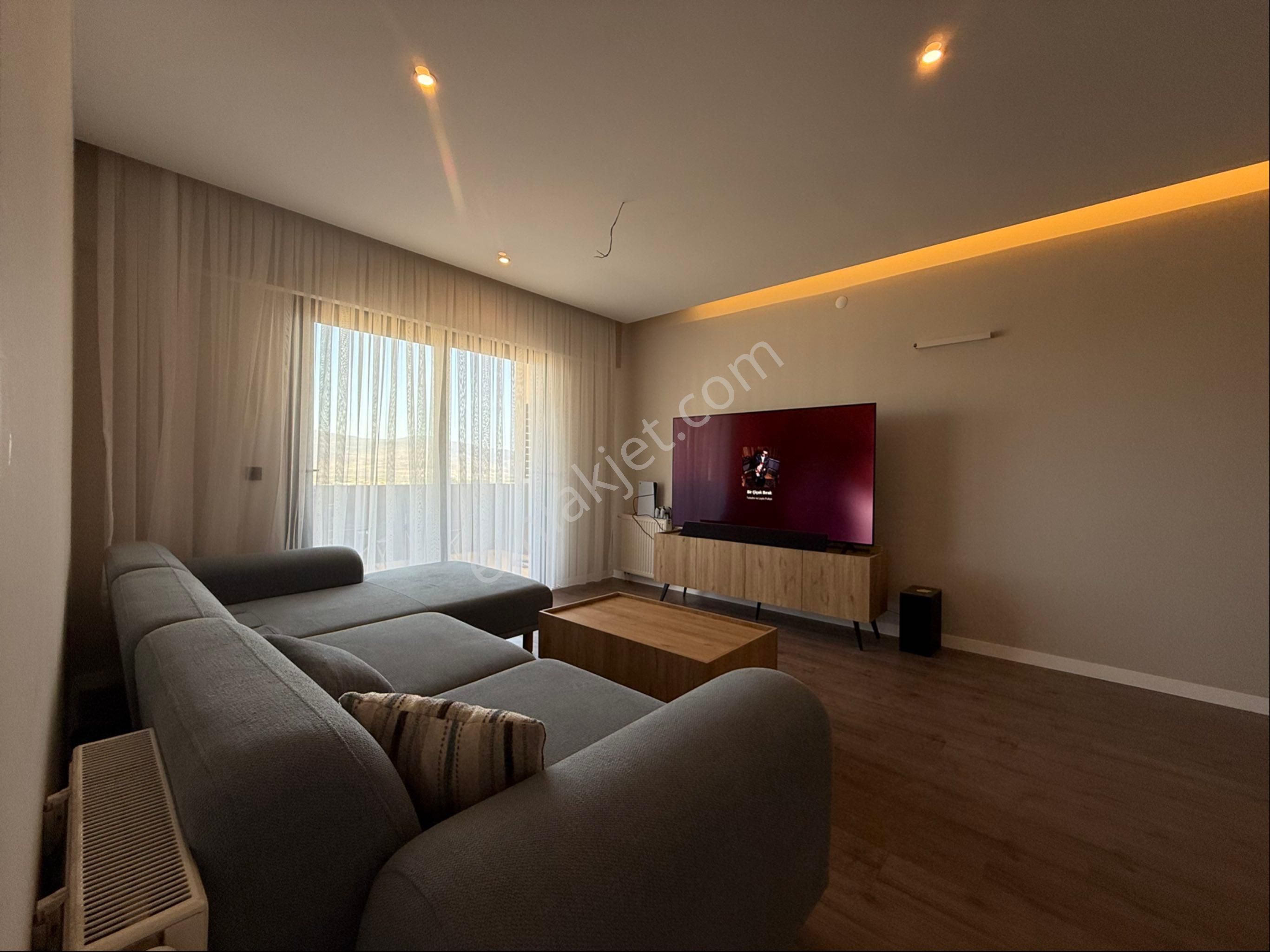 Yücesoy Kuzeyşehir Sitesinde Çok Acil Satılık 2+1 Daire Sitenin En Uygunu