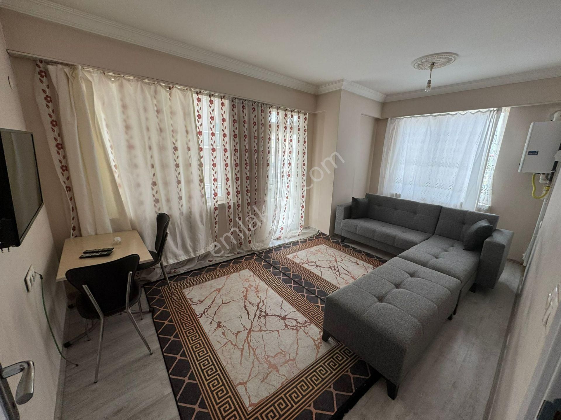 Merkezi Konumda Sıfır Eşyalı 2+0 Kiralık Daire