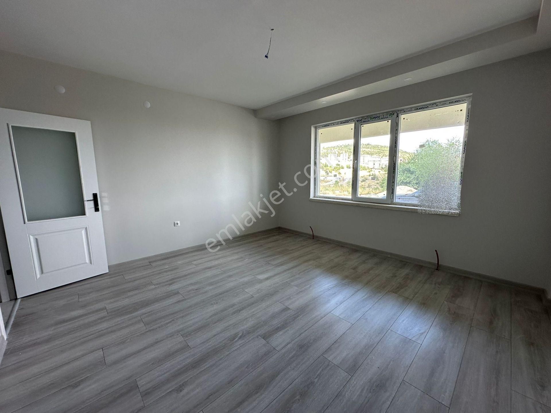 Beşikkaya'da Cadde Üzerinde Yapılı 3+1 Sıfır Satılık Daire !! - Görsel 6