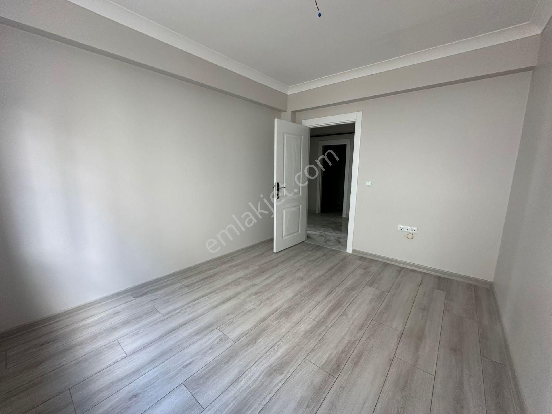 Beşikkaya'da Cadde Üzerinde Yapılı 3+1 Sıfır Satılık Daire !! - Görsel 13