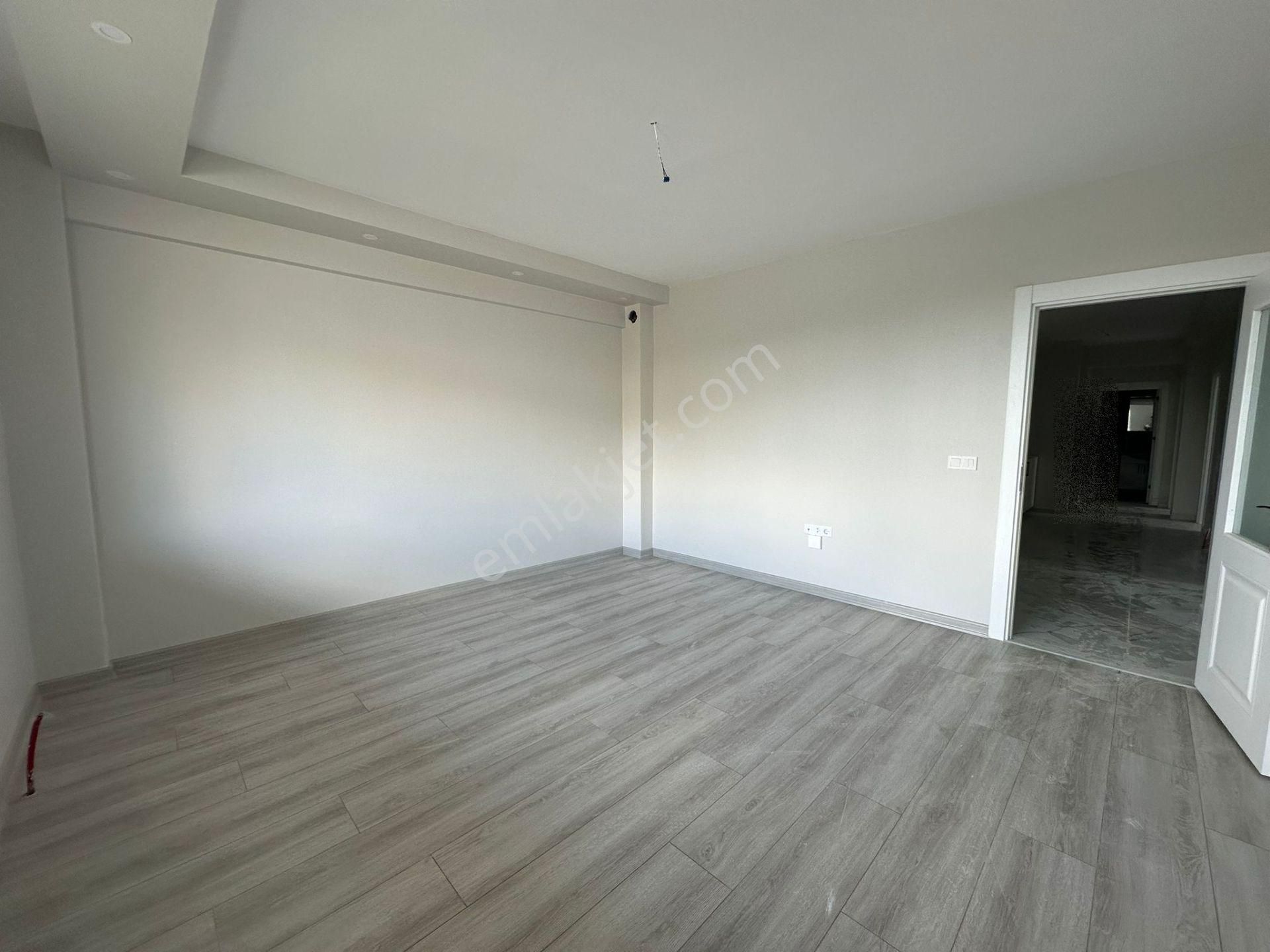 Beşikkaya'da Cadde Üzerinde Yapılı 3+1 Sıfır Satılık Daire !! - Görsel 8