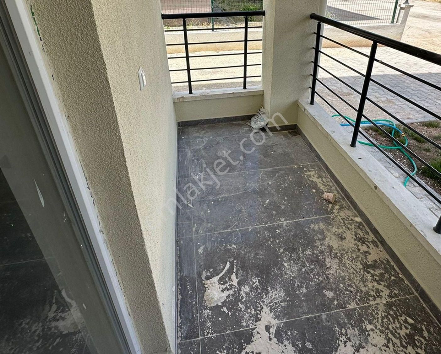 Beşikkaya'da Cadde Üzerinde Yapılı 3+1 Sıfır Satılık Daire !! - Görsel 21