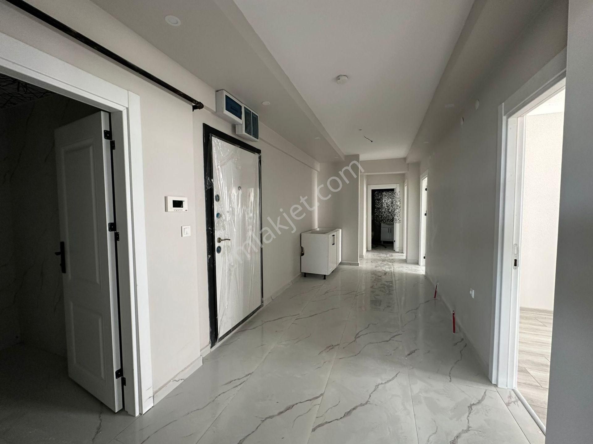 Beşikkaya'da Cadde Üzerinde Yapılı 3+1 Sıfır Satılık Daire !! - Görsel 18