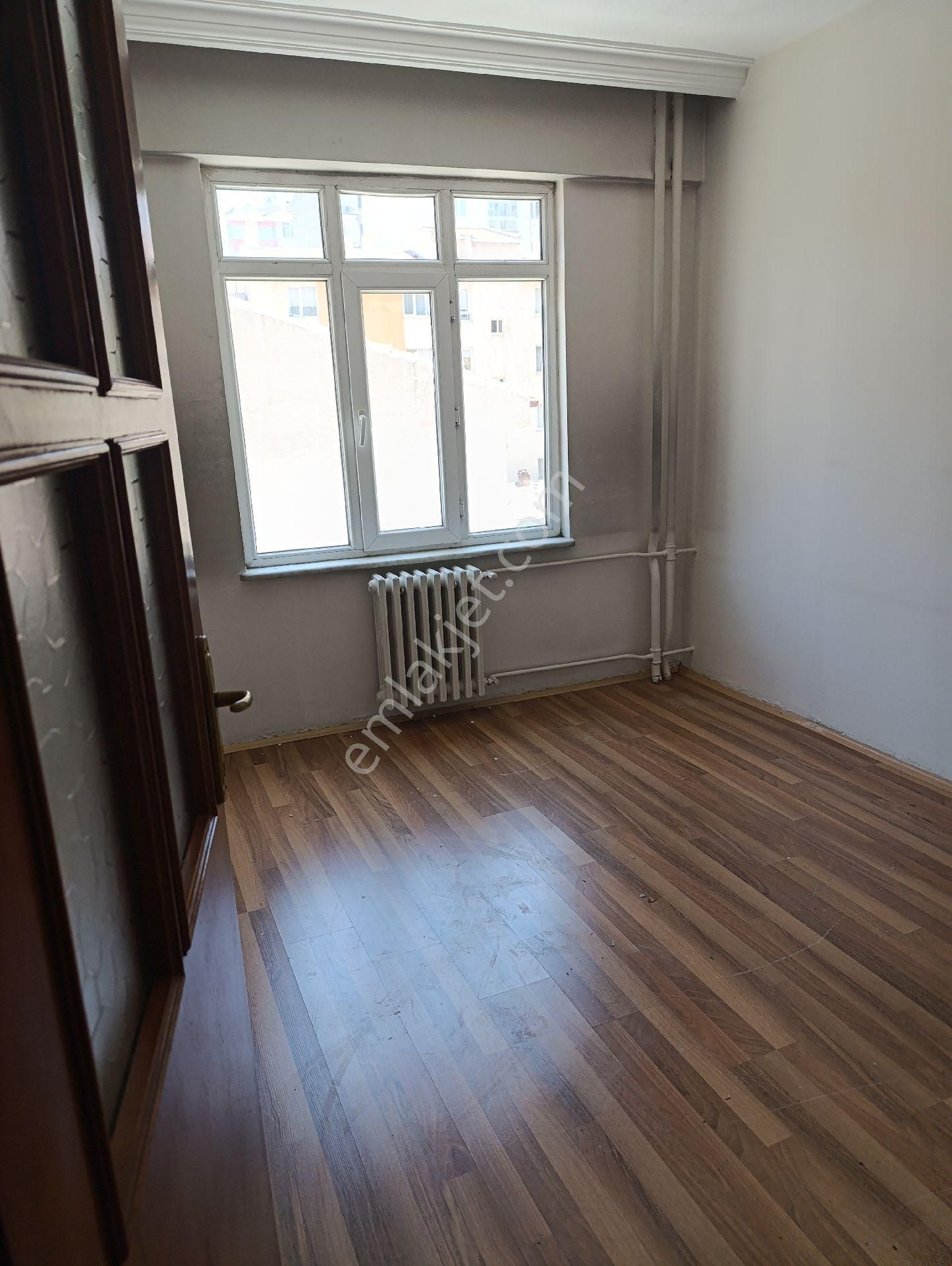 Kurtuluş Mahallesi Vatan Caddesi Üzeri 1 Kat 3+1 Kiralık Daire - Görsel 6